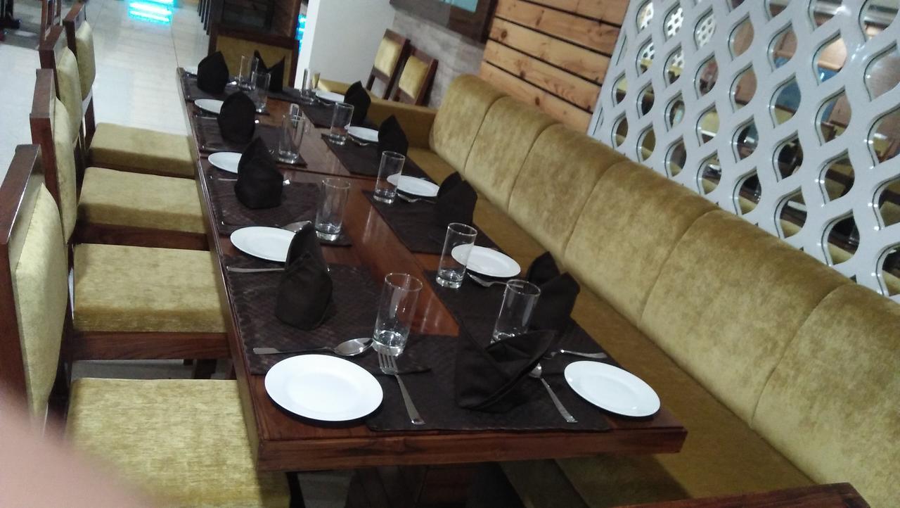 Hotel Neelam Moga ลูดิฮานา ภายนอก รูปภาพ